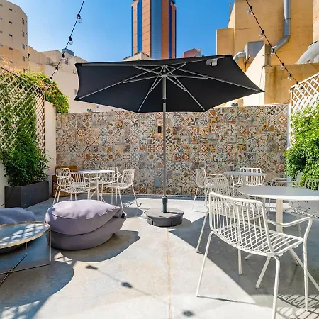 7br 7 En-suite Seafront House Jacuzzi