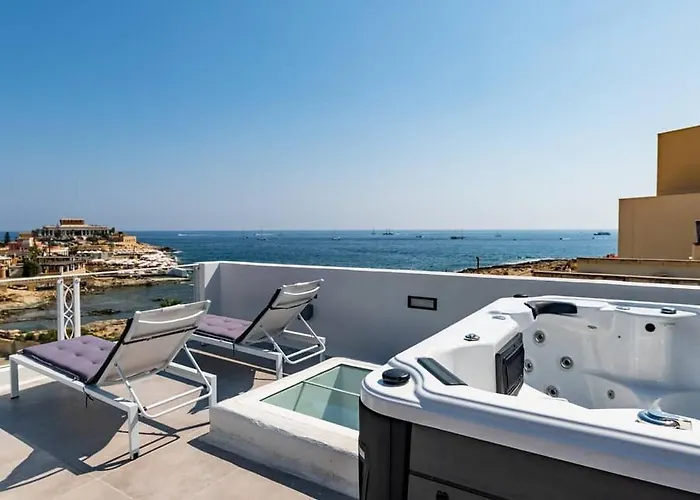 Casa de Férias 7br 7 En-suite Seafront House Jacuzzi